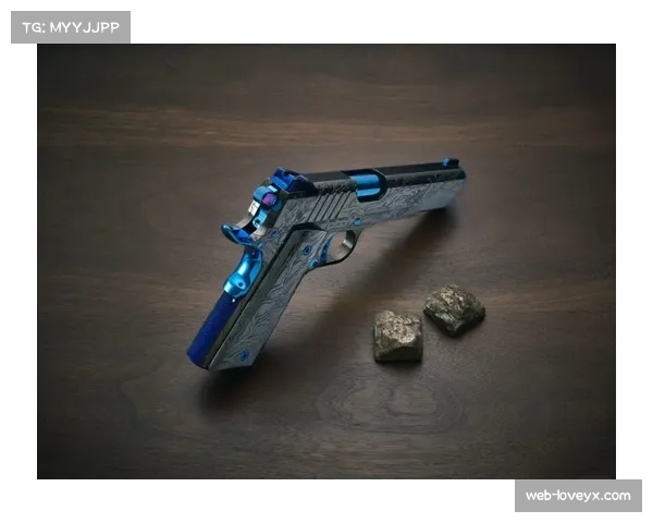 商业动态：欧冠官方用球制造商发布2026赛季限量纪念款